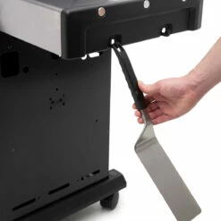 Titelseite 22 Broil King Baron 490 Inkl. Drehspieß & IR